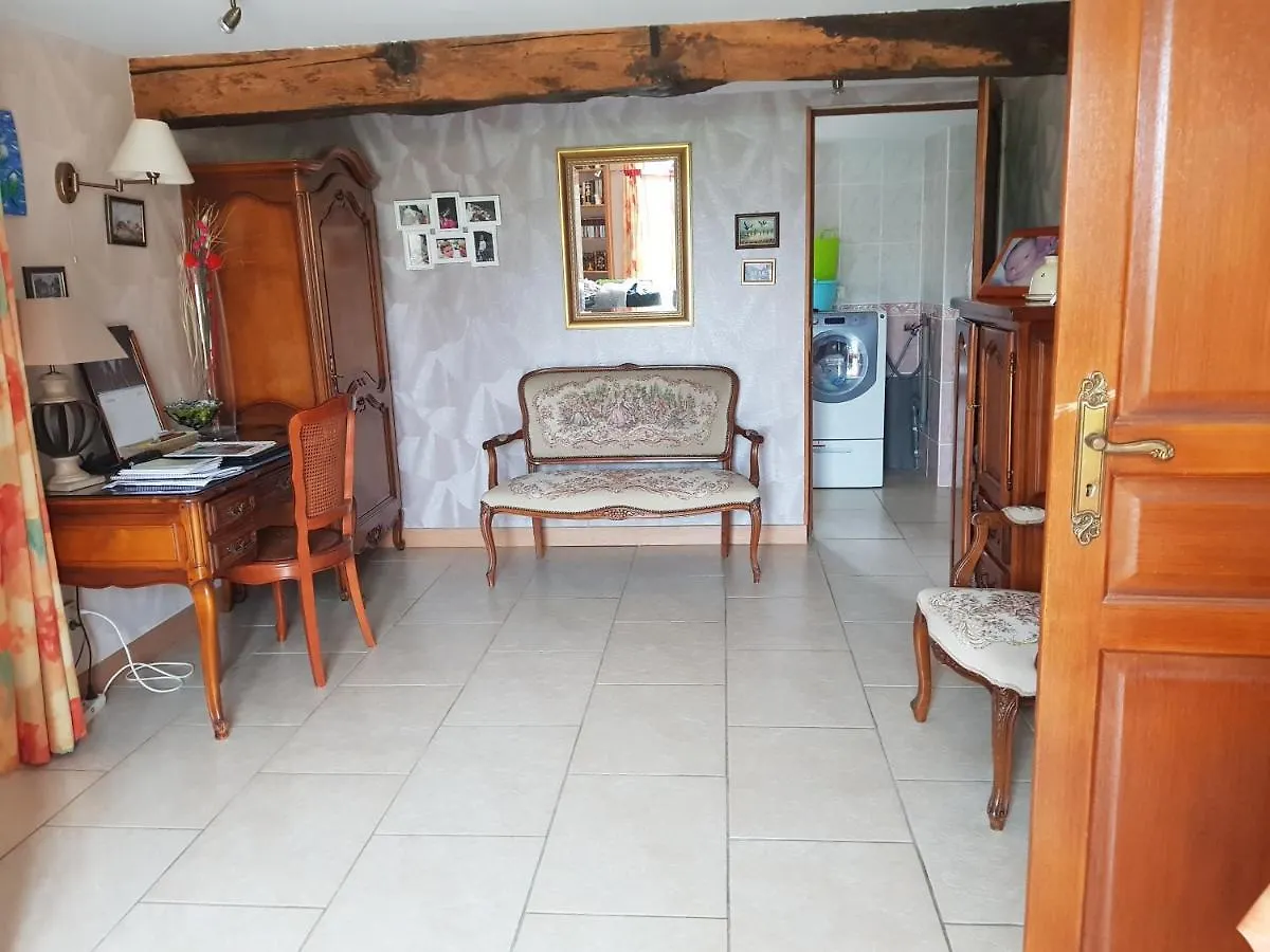 Guest house La Providence Hotel Illiat