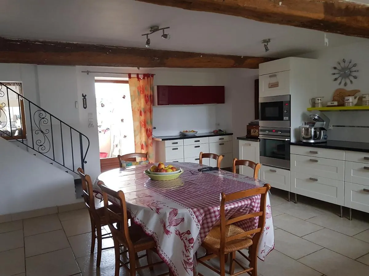 La Providence Hotel Illiat Guest house