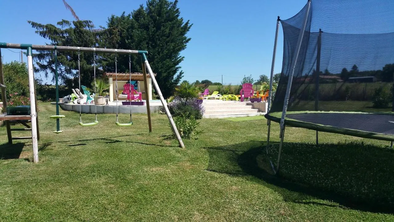 Guest house La Providence Hotel Illiat