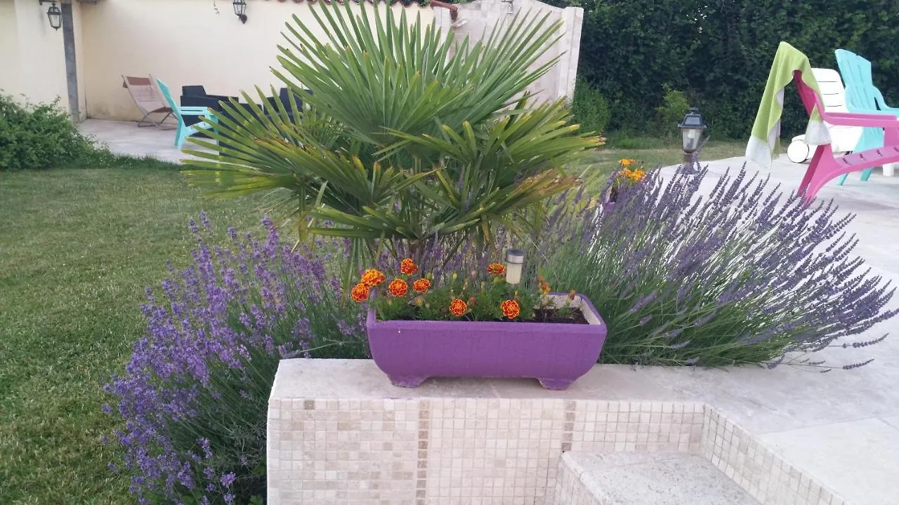 La Providence Hotel Illiat Guest house