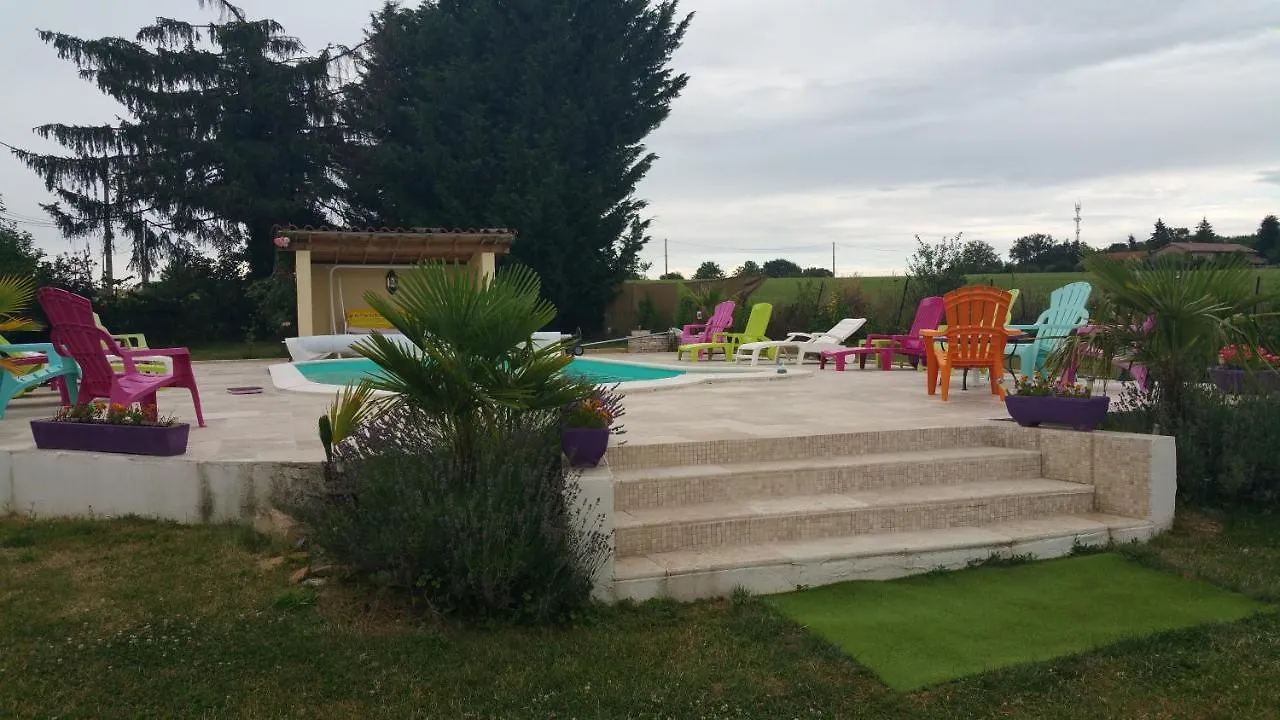 Guest house La Providence Hotel Illiat