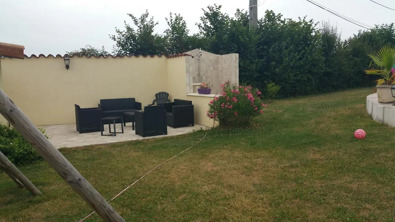 La Providence Hotel Illiat 0*,  France