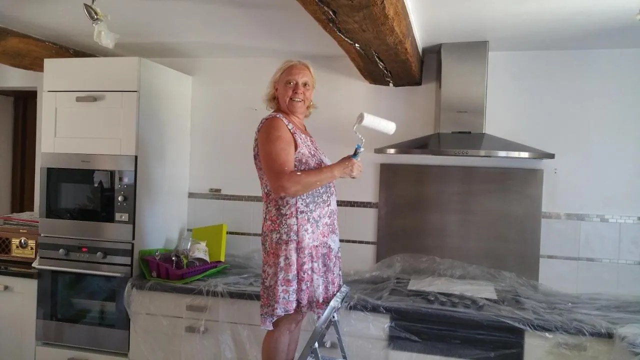 Guest house La Providence Hotel Illiat
