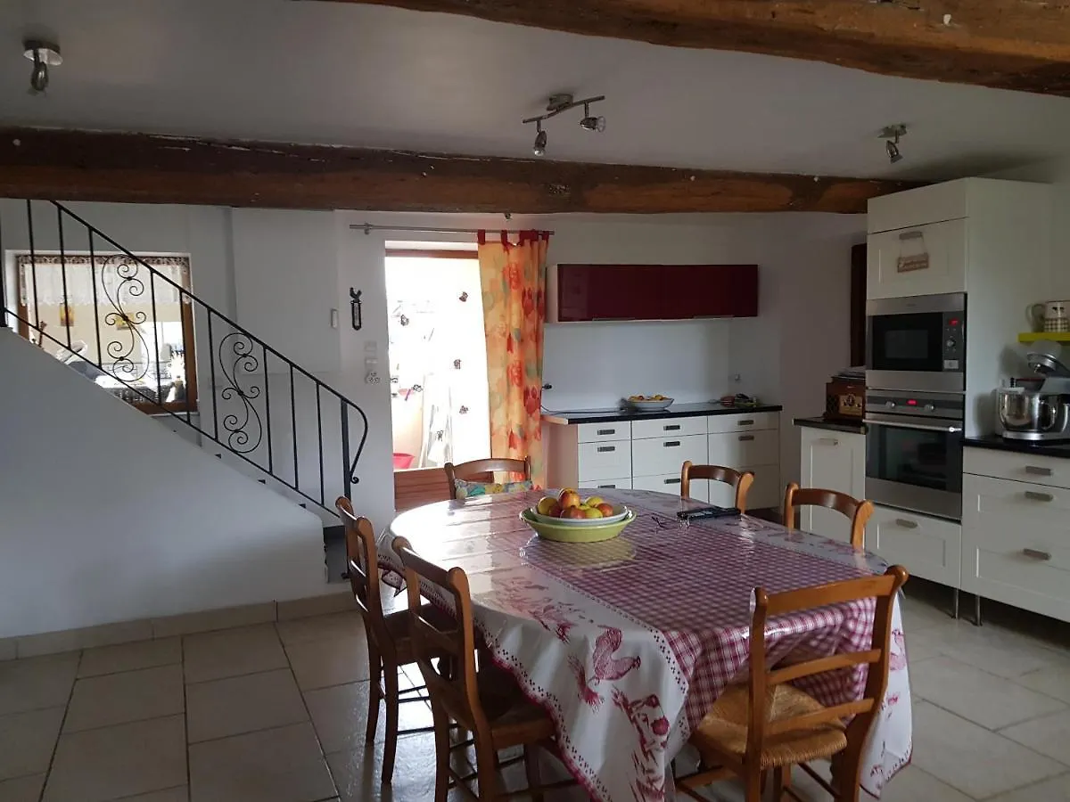 La Providence Hotel Illiat Guest house