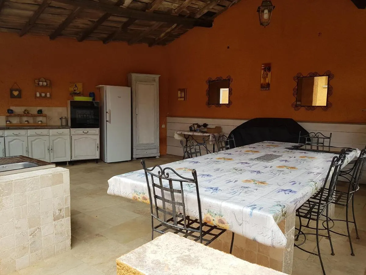 La Providence Hotel Illiat Guest house